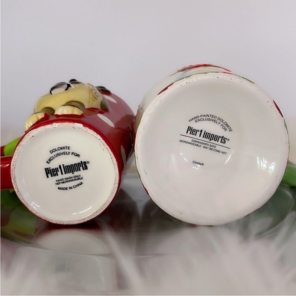 NWOT Bundle Pier 1 Mugs 3D Reindeer Jingle Bell Polka Dot & Gift Giving Snowman - Picture 6 of 8